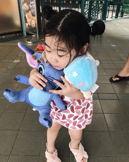 น้องชูใจ ลูกกอล์ฟ ฟักกลิ้ง ฮีโร่ น้องชูใจ ลูกกอล์ฟ ฟักกลิ้ง ฮีโร่