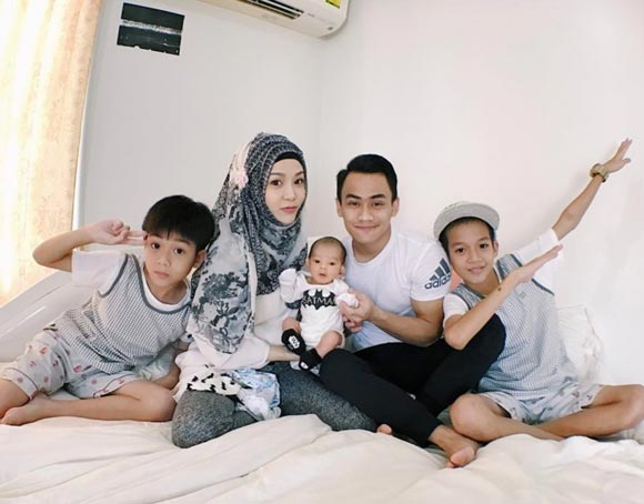 นุ๊ก สุทธิดา อัปเดตอาการป่วย น้องอดัม นุ๊ก สุทธิดา อัปเดตอาการป่วย น้องอดัม