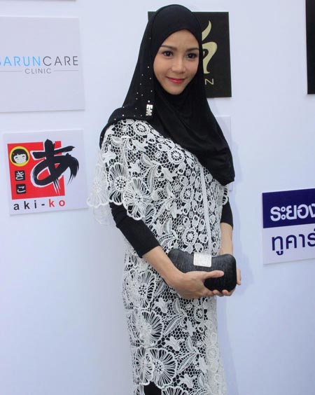นุ๊ก สุทธิดา อัปเดตอาการป่วย น้องอดัม นุ๊ก สุทธิดา อัปเดตอาการป่วย น้องอดัม