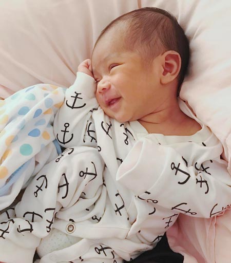 นุ๊ก สุทธิดา อัปเดตอาการป่วย น้องอดัม นุ๊ก สุทธิดา อัปเดตอาการป่วย น้องอดัม