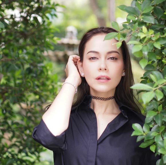 นัท มีเรีย นัท มีเรีย