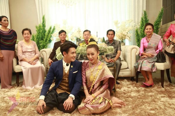งานแต่ง ฟลุค แอปเปิ้ล งานแต่ง ฟลุค แอปเปิ้ล