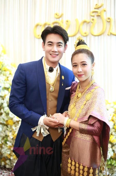 งานแต่ง ฟลุค แอปเปิ้ล งานแต่ง ฟลุค แอปเปิ้ล