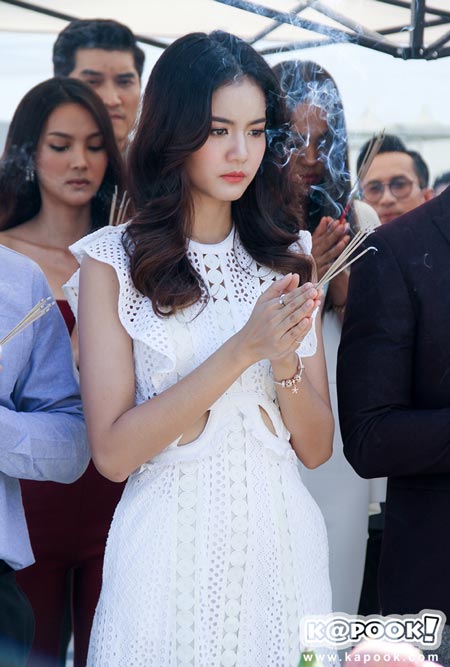 บวงสรวงละคร เรือมนุษย์ พชรมนต์ตรา บวงสรวงละคร เรือมนุษย์ พชรมนต์ตรา