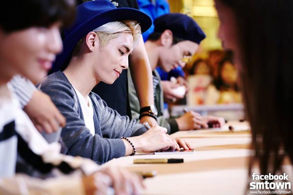 จงฮยอน SHINee จงฮยอน SHINee