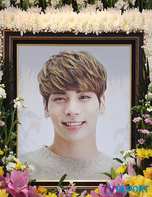 จงฮยอน SHINee จงฮยอน SHINee