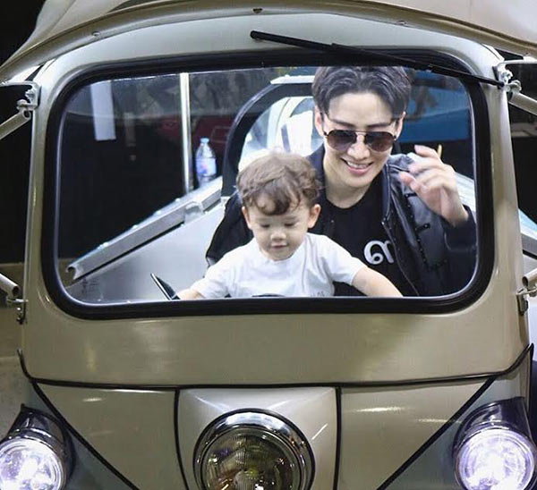 ไมค์ พิรัชต์ ไมค์ พิรัชต์