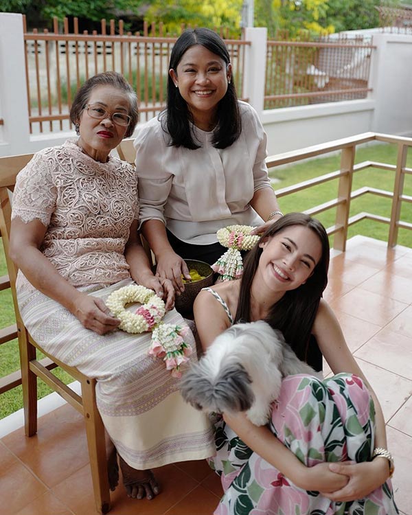 แม่ลูกดารา แม่ลูกดารา