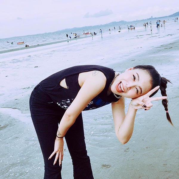 ซานิ หน้ากากอีกาเผือก ซานิ หน้ากากอีกาเผือก