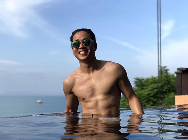 อเล็กซ์ เต้ย อเล็กซ์ เต้ย
