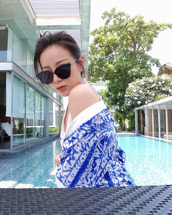 ทับทิม มัลลิกา ทับทิม มัลลิกา