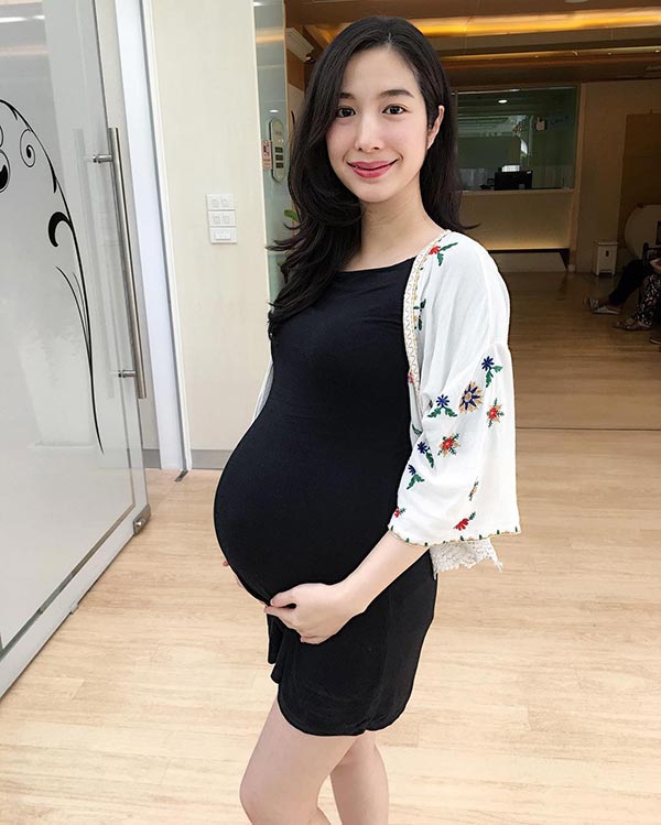 เอ้ก บุษกร กัปตัน ภูธเนศ เอ้ก บุษกร กัปตัน ภูธเนศ