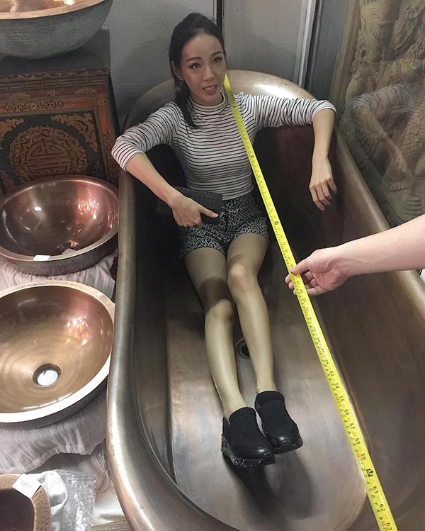 ทับทิม มัลลิกา ทับทิม มัลลิกา
