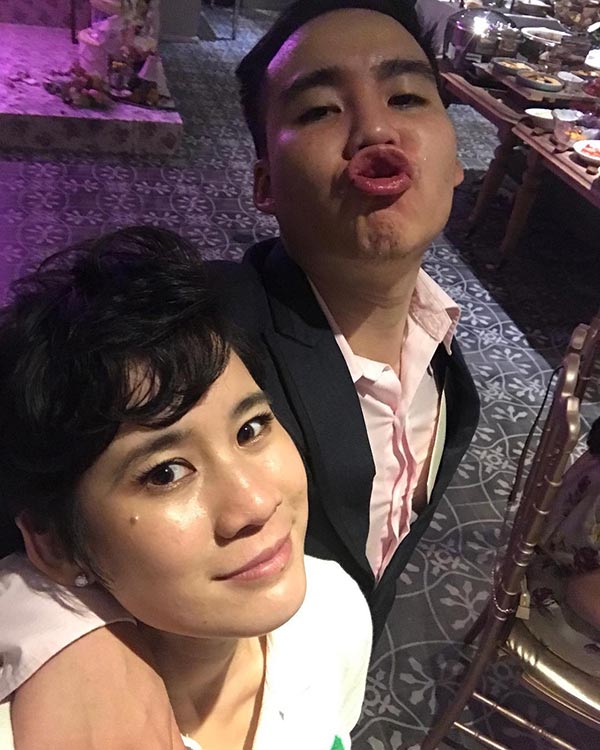 เวฟ สาริน บุ้ง สะธี เวฟ สาริน บุ้ง สะธี