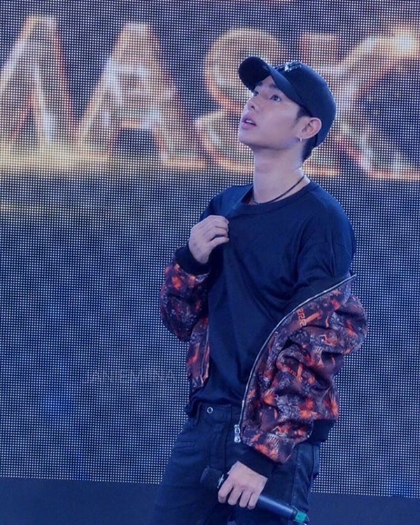 เป๊ก ผลิตโชค เป๊ก ผลิตโชค