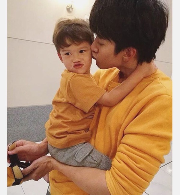 ซาร่า ไมค์ ซาร่า ไมค์