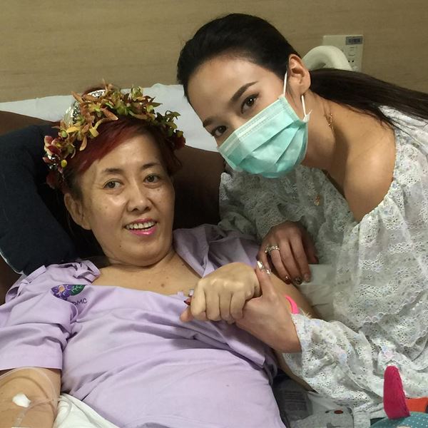คุณเสาว์ คุณเสาว์