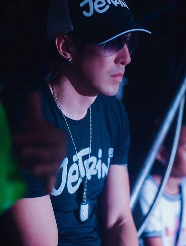 เจ เจตรินช่วยเหลือผู้ประสบภัย เจ เจตรินช่วยเหลือผู้ประสบภัย