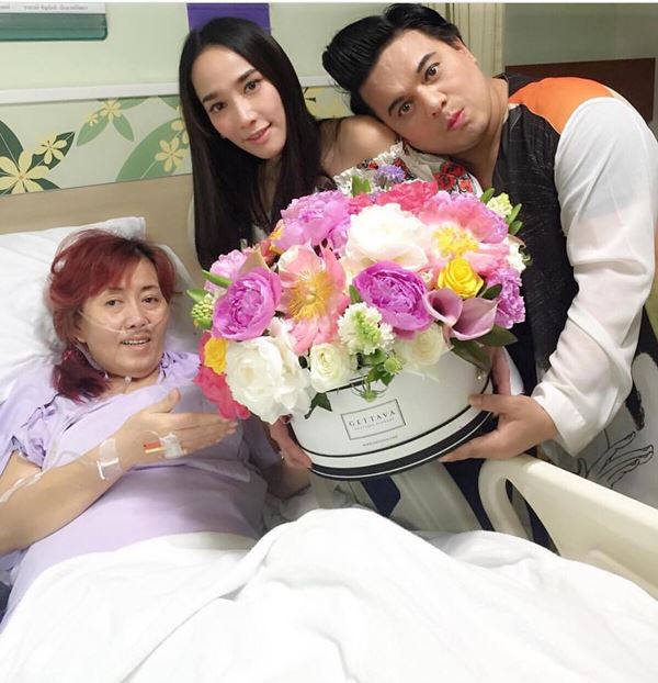 คุณเสาว์ คุณเสาว์