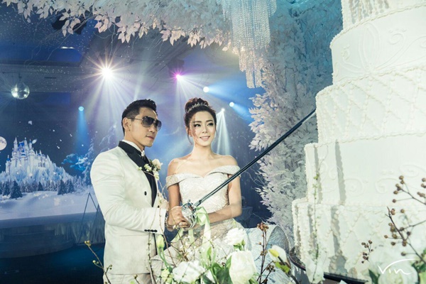 งานแต่ง นิวเคลียร์ เพชรจ้า งานแต่ง นิวเคลียร์ เพชรจ้า