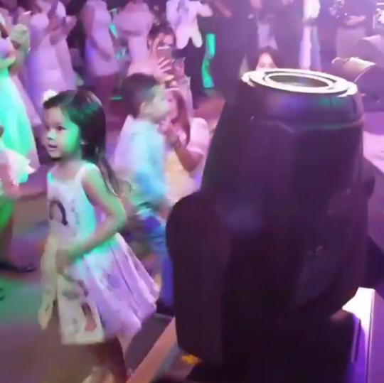 น้องมะลิ น้องมะลิ