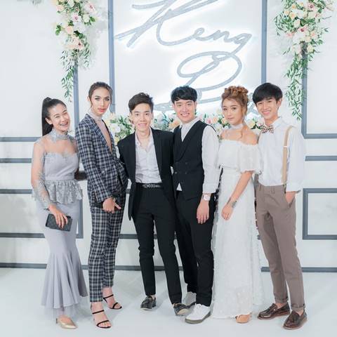 เก็บตกภาพงานแต่ง บอย เก่ง คู่รักเกย์เน็ตไอดอล วิวาห์หวานชื่น เก็บตกภาพงานแต่ง บอย เก่ง คู่รักเกย์เน็ตไอดอล วิวาห์หวานชื่น