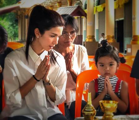น้องมะลิ น้องมะลิ