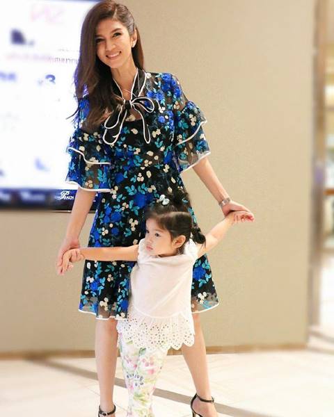 น้องมะลิ น้องมะลิ