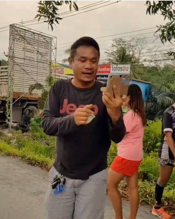ก้อย รัชวิน โพสต์คลิปน่ารัก ก้อย รัชวิน โพสต์คลิปน่ารัก