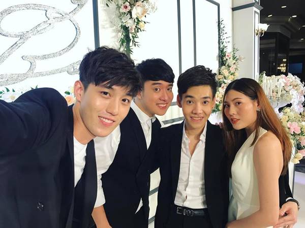เก็บตกภาพงานแต่ง บอย เก่ง คู่รักเกย์เน็ตไอดอล วิวาห์หวานชื่น เก็บตกภาพงานแต่ง บอย เก่ง คู่รักเกย์เน็ตไอดอล วิวาห์หวานชื่น