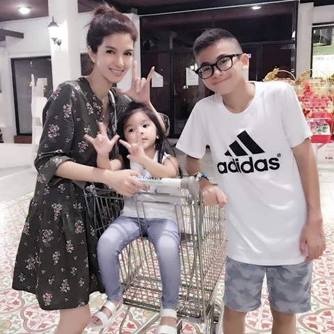 น้องมะลิ น้องมะลิ