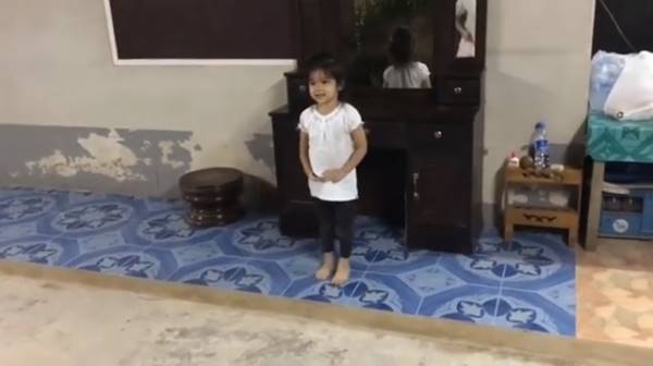 น้องมะลิ น้องมะลิ