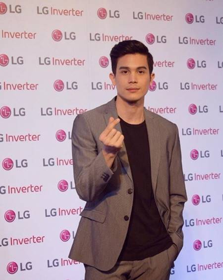 ซันนี่ สุวรรณเมธานนท์ ซันนี่ สุวรรณเมธานนท์