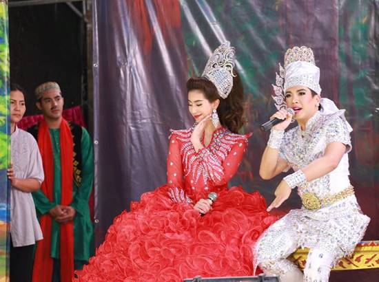 มิ้นต์ ชาลิดา มิ้นต์ ชาลิดา