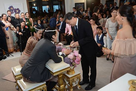 สุเทพ เทือกสุบรรณ ปลื้มใจ น้ำทิพย์ ลูกสาวคนเล็ก แต่งงาน นิโคลัส โฮ สุเทพ เทือกสุบรรณ ปลื้มใจ น้ำทิพย์ ลูกสาวคนเล็ก แต่งงาน นิโคลัส โฮ