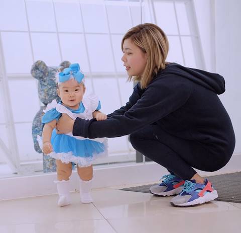 อั๊ยย่ะ !! น้องเป่าเปา แปลงโฉมเป็น อลิซ แห่งบางพลีแลนด์ น่ารักฝุด ๆ อั๊ยย่ะ !! น้องเป่าเปา แปลงโฉมเป็น อลิซ แห่งบางพลีแลนด์ น่ารักฝุด ๆ