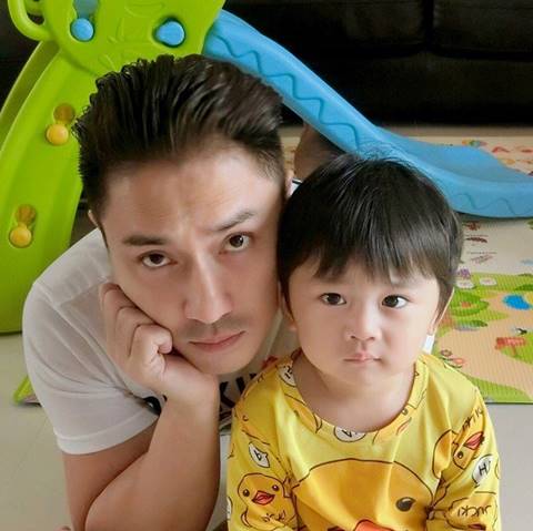 จุดจบสายแข็ง ! เมื่อ น้องเลโก้ ลูกชายเอ พศิน ยกเวทหนัก 8 กิโล (มีคลิป) จุดจบสายแข็ง ! เมื่อ น้องเลโก้ ลูกชายเอ พศิน ยกเวทหนัก 8 กิโล (มีคลิป)