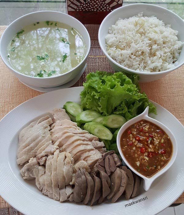 ข้าวมันไก่ต้ม