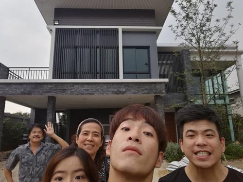 บ้าน อาเล็ก ธีรเดช บ้าน อาเล็ก ธีรเดช