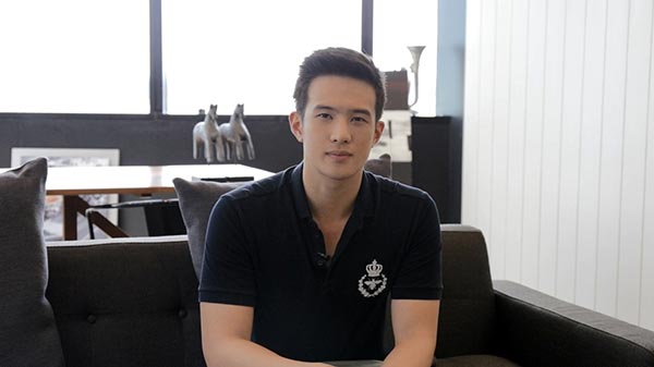 เจมส์ มาร์ เจมส์ มาร์