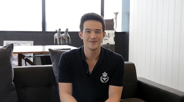เจมส์ มาร์ เจมส์ มาร์