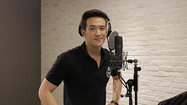 เจมส์ มาร์ เจมส์ มาร์