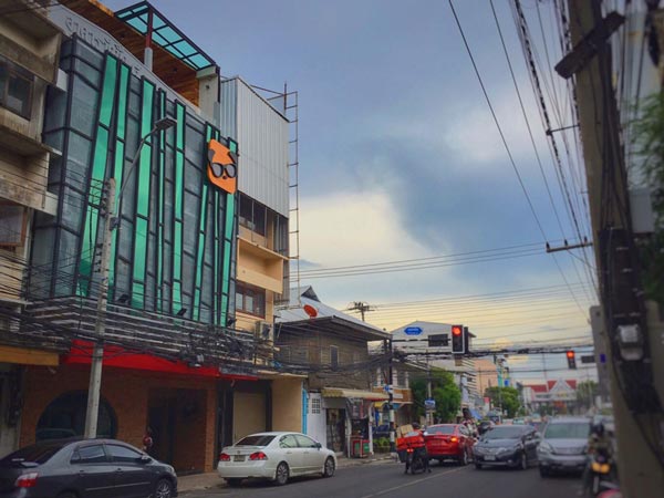 รีโนเวทตึกเก่าเป็นที่พัก รีโนเวทตึกเก่าเป็นที่พัก