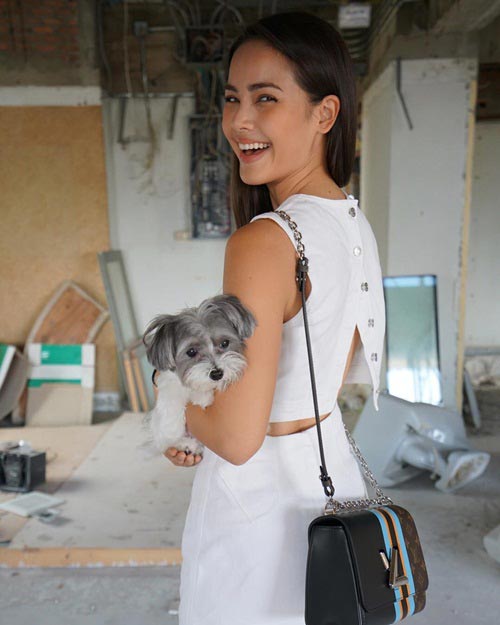 คอนโด ญาญ่า อุรัสยา คอนโด ญาญ่า อุรัสยา