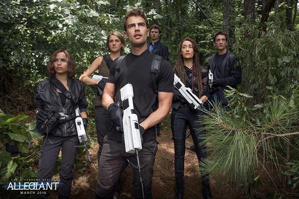 The Divergent Series Ascendant The Divergent Series Ascendant