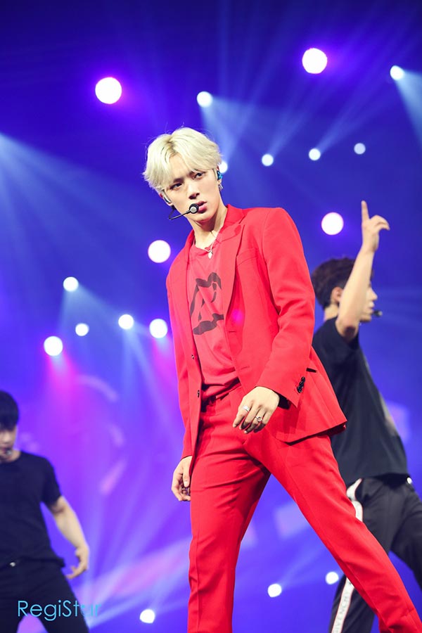 MONSTA X MONSTA X