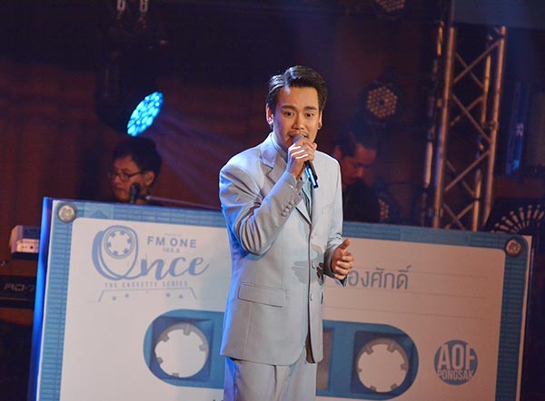อ๊อฟ ปองศักดิ์ อ๊อฟ ปองศักดิ์