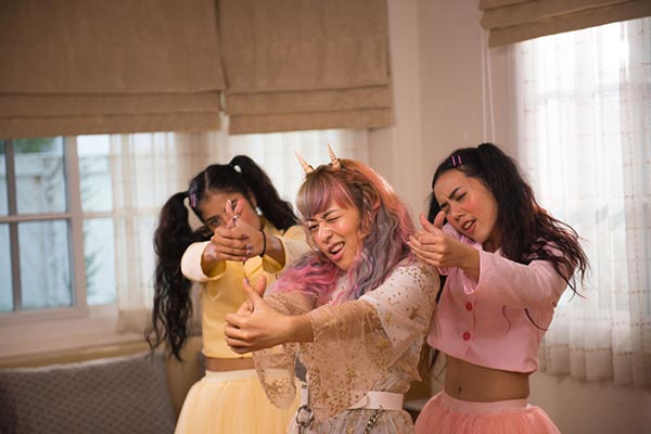 จีน่า เดอซูซ่า จีน่า เดอซูซ่า