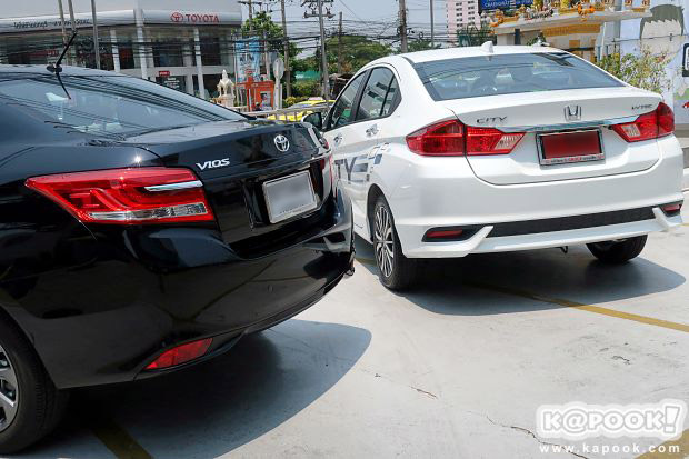 Toyota Vios 2017 - Honda City 2017 Toyota Vios 2017 - Honda City 2017