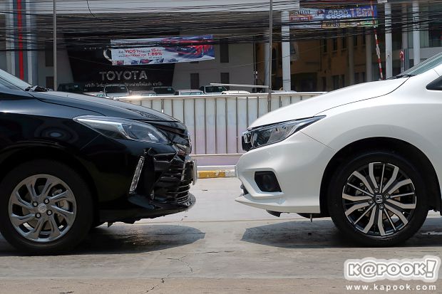 Toyota Vios 2017 - Honda City 2017 Toyota Vios 2017 - Honda City 2017